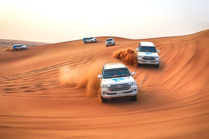 Abu Dhabi: Morning Desert Safari with Camels and Sandboarding